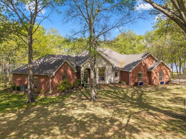House for sale in Wood, Texas