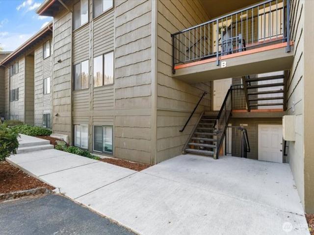 Condo for sale in Oak Harbor, Washington