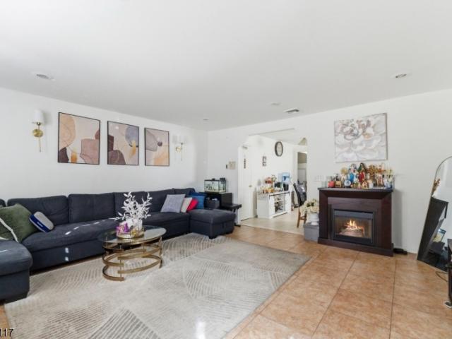 House for sale in Lodi, New Jersey