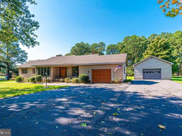 House for sale in Crisfield, Maryland