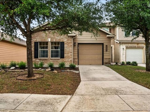 Townhouse for sale in Leesville, Texas
