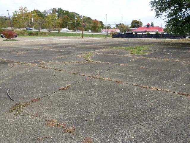 Commercial for sale in Parkersburg, West Virginia
