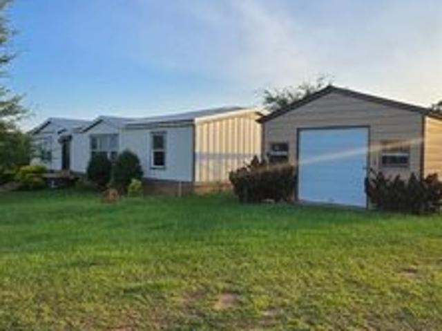 House for sale in Newville, Alabama