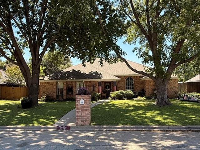House for sale in Brownwood, Texas