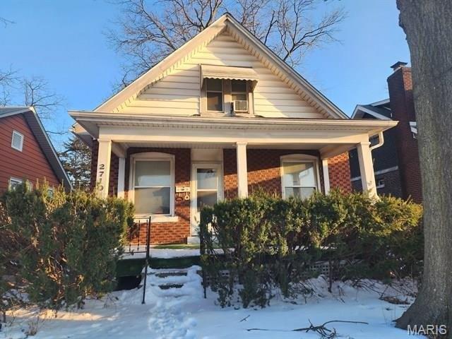 House for sale in East Saint Louis, Illinois