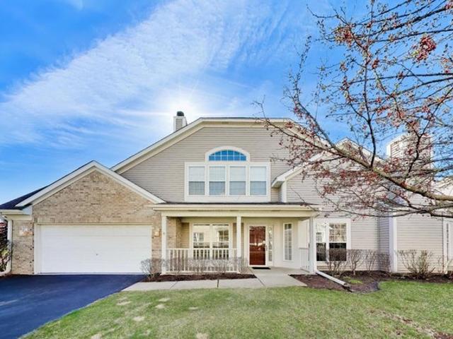Condo for sale in Plainfield, Illinois