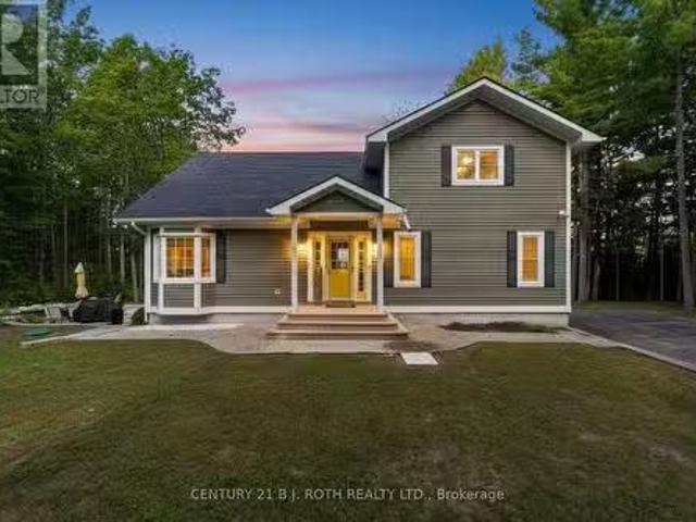 House for sale in Springwater, Ontario