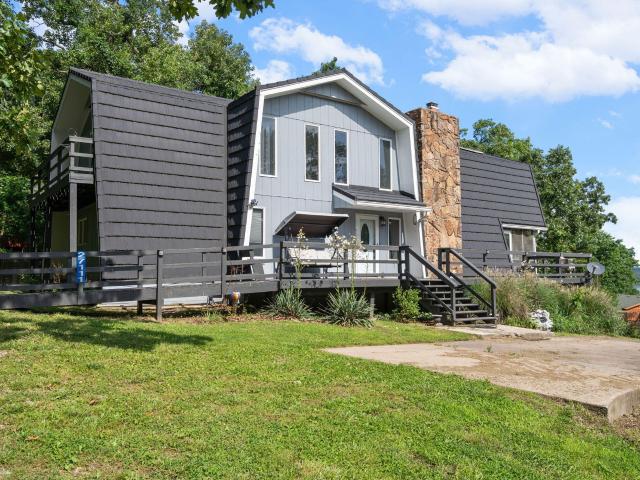 House for sale in Barry, Missouri