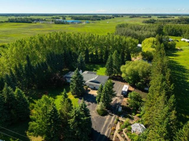 House for sale in Alberta