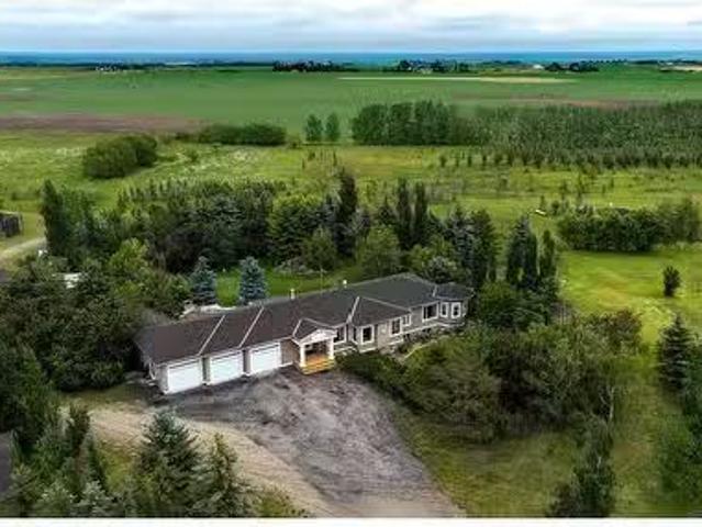 House for sale in Airdrie, Alberta