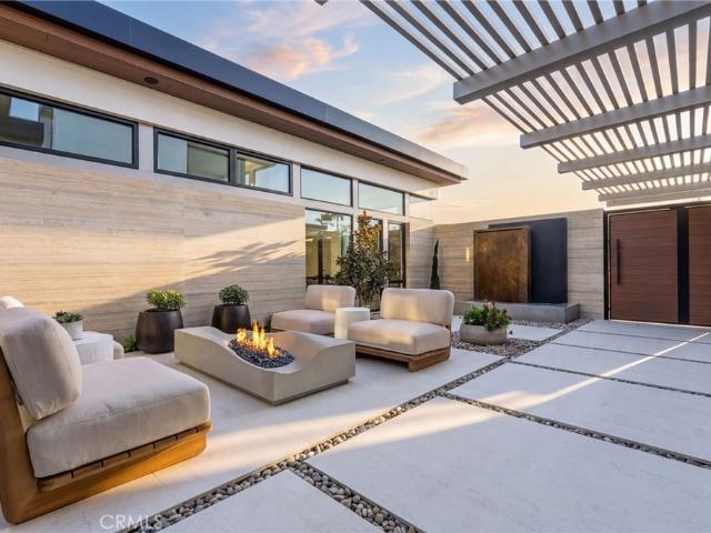 Property for rent in Corona Del Mar, California