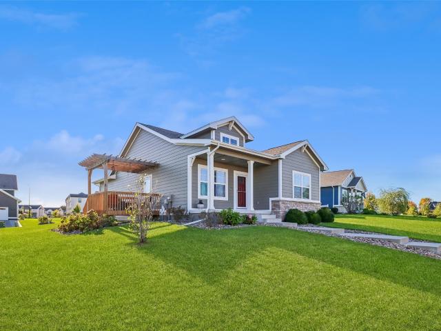 House for sale in Estates at Prairie Trail, Ankeny