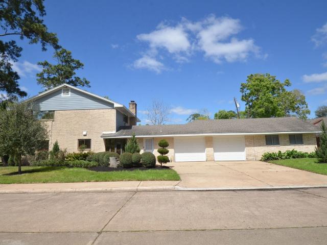 House for sale in Dickinson, Texas