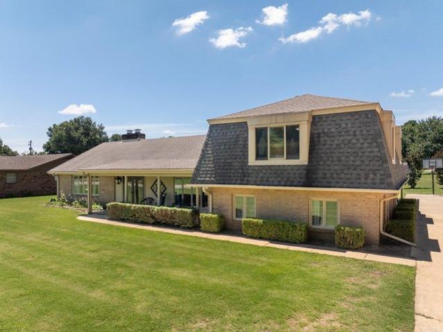 House for sale in Ark