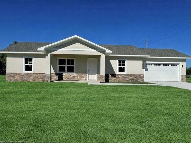 House for sale in Avon Park, Florida