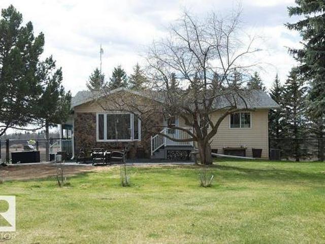 House for sale in Alberta