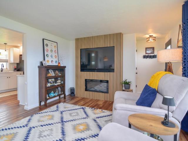 House for sale in Ashwaubenon, Brown County