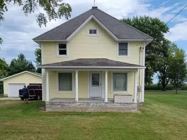 House for sale in Waverly