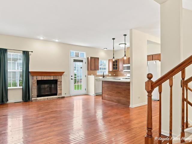 Townhouse for sale in Mchenry, Illinois