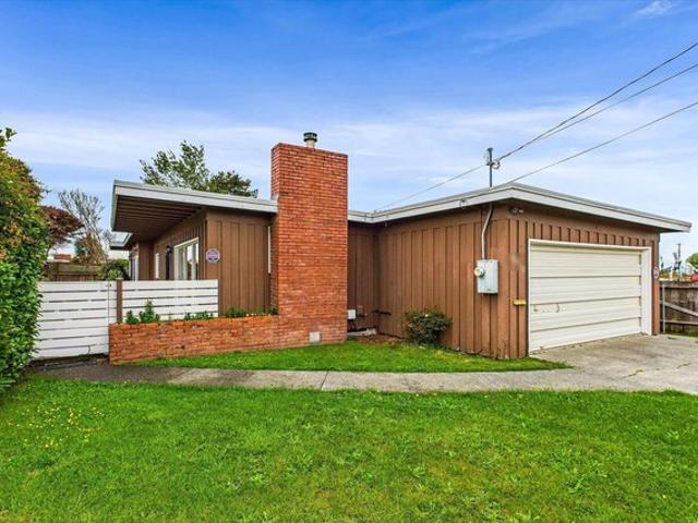 House for sale in Humboldt, California