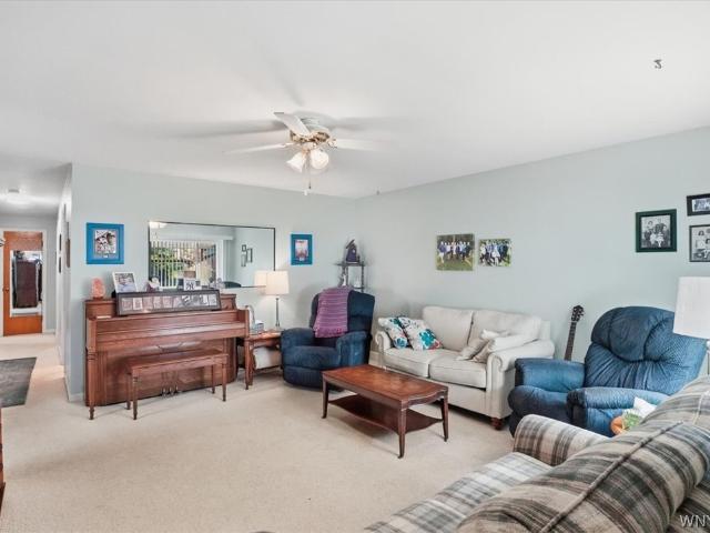 House for sale in City of Niagara Falls, Niagara County