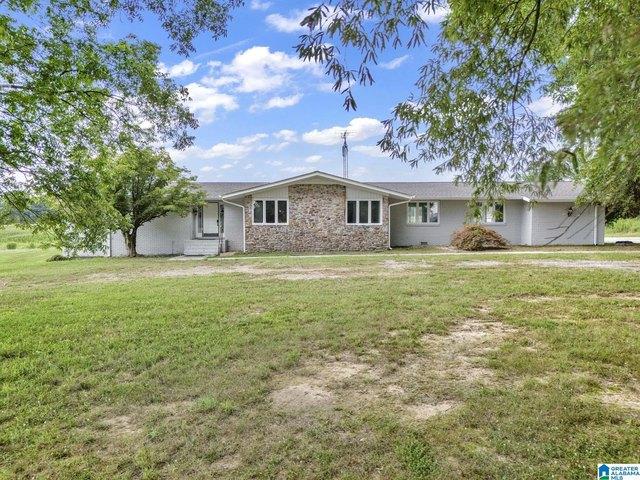 House for sale in Vinemont, Alabama
