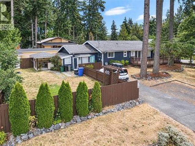 House for sale in Shawnigan Lake, British Columbia
