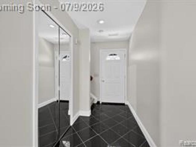 Condo for sale in Southfield, Michigan