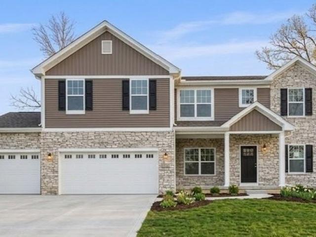 House for sale in Crown Point, Indiana