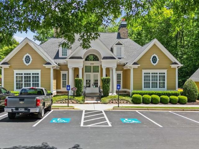 Condo for sale in Cumming, Georgia