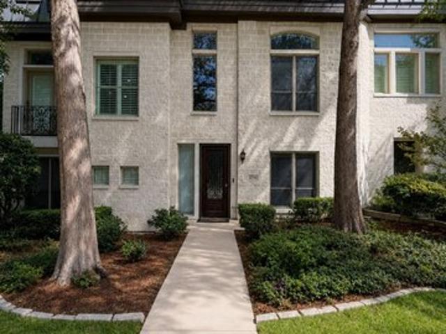 Condo for sale in Dallas, Texas