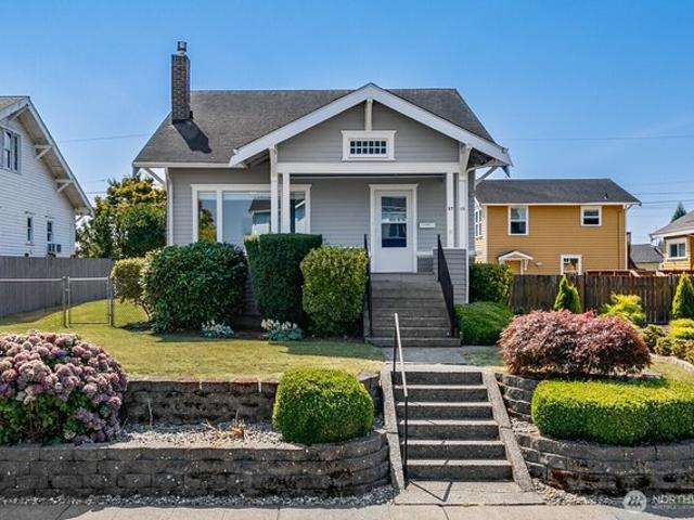 House for sale in Everett, Washington