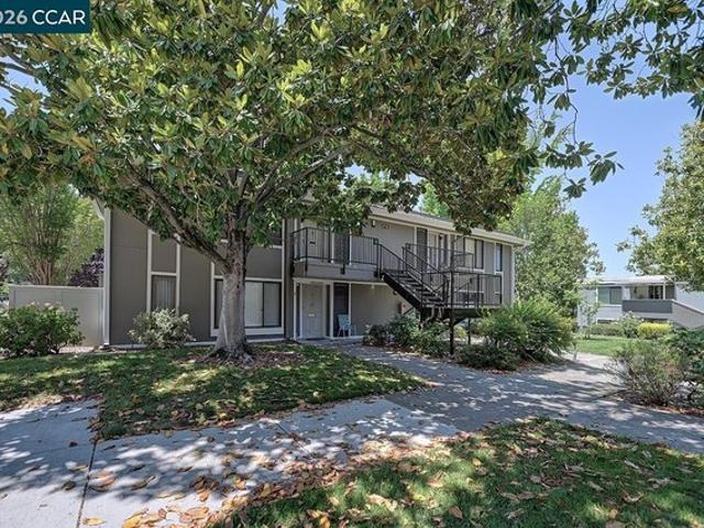 Condo for sale in Walnut Creek, California