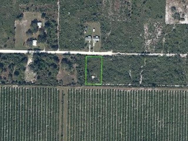 Land for sale in Lorida, Florida