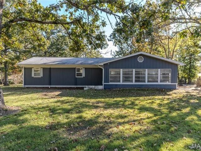 House for sale in Laquey, Missouri