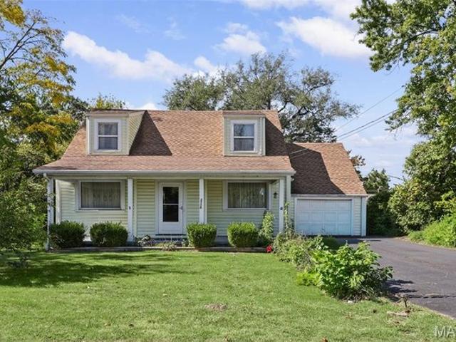 House for sale in Godfrey, Madison County