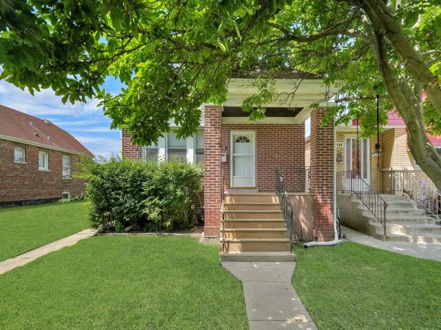 House for sale in Berwyn, Illinois