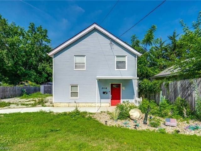 House for sale in Summit, Ohio