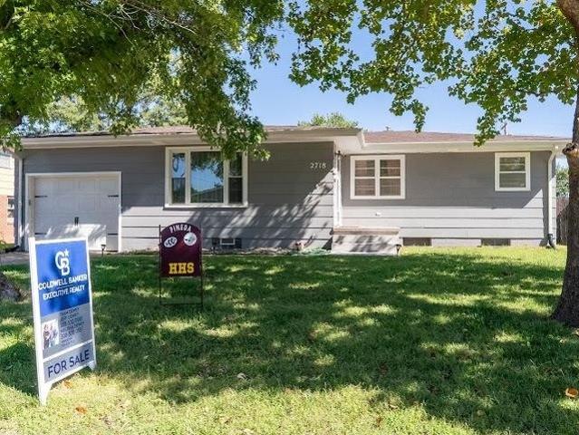 House for sale in Hays, Ellis County