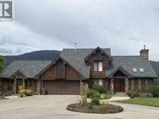 House for sale in Shoreacres, British Columbia