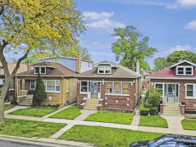 House for sale in Berwyn, Illinois