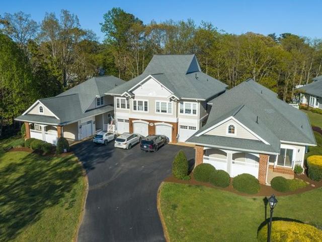 Condo for sale in Virginia