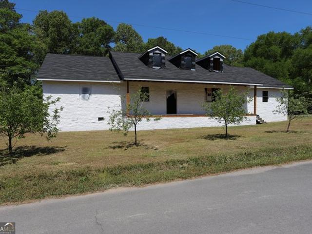 House for sale in Lyerly, Georgia