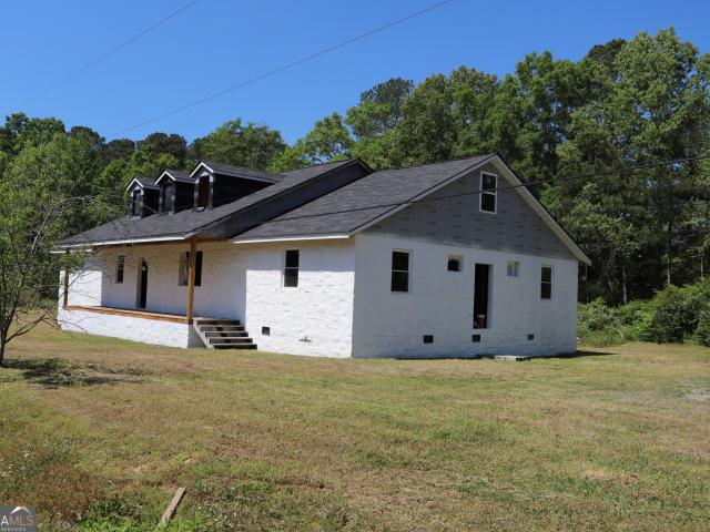 House for sale in Lyerly, Georgia