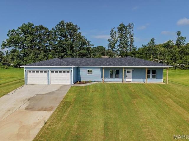 House for sale in Poplar Bluff, Missouri
