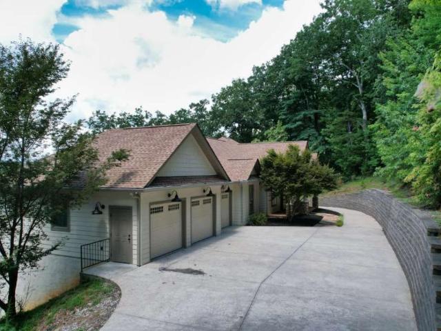 House for sale in Clarkesville, Georgia
