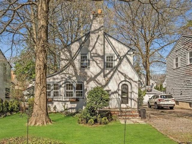 House for sale in Scarsdale, New York
