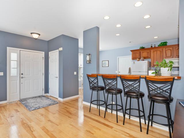 Condo for sale in North Aurora, Illinois