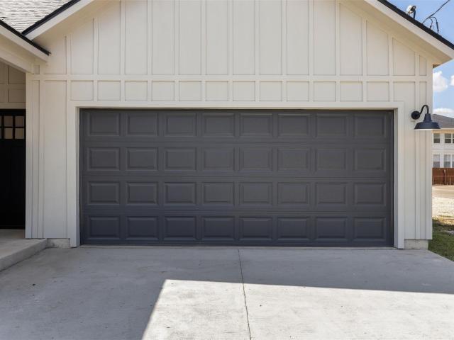 House for sale in Giddings, Lee County