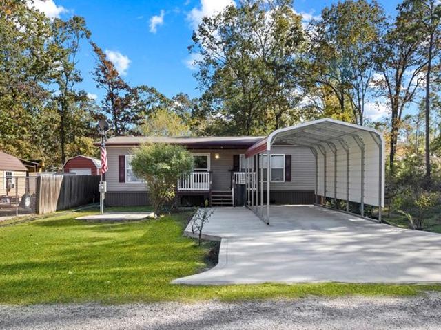 House for sale in Oakhurst, Texas